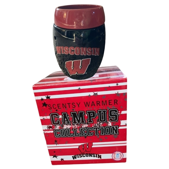 Scentsy Other - Wisconsin Badgers Scentsy College collection full size wax warmer